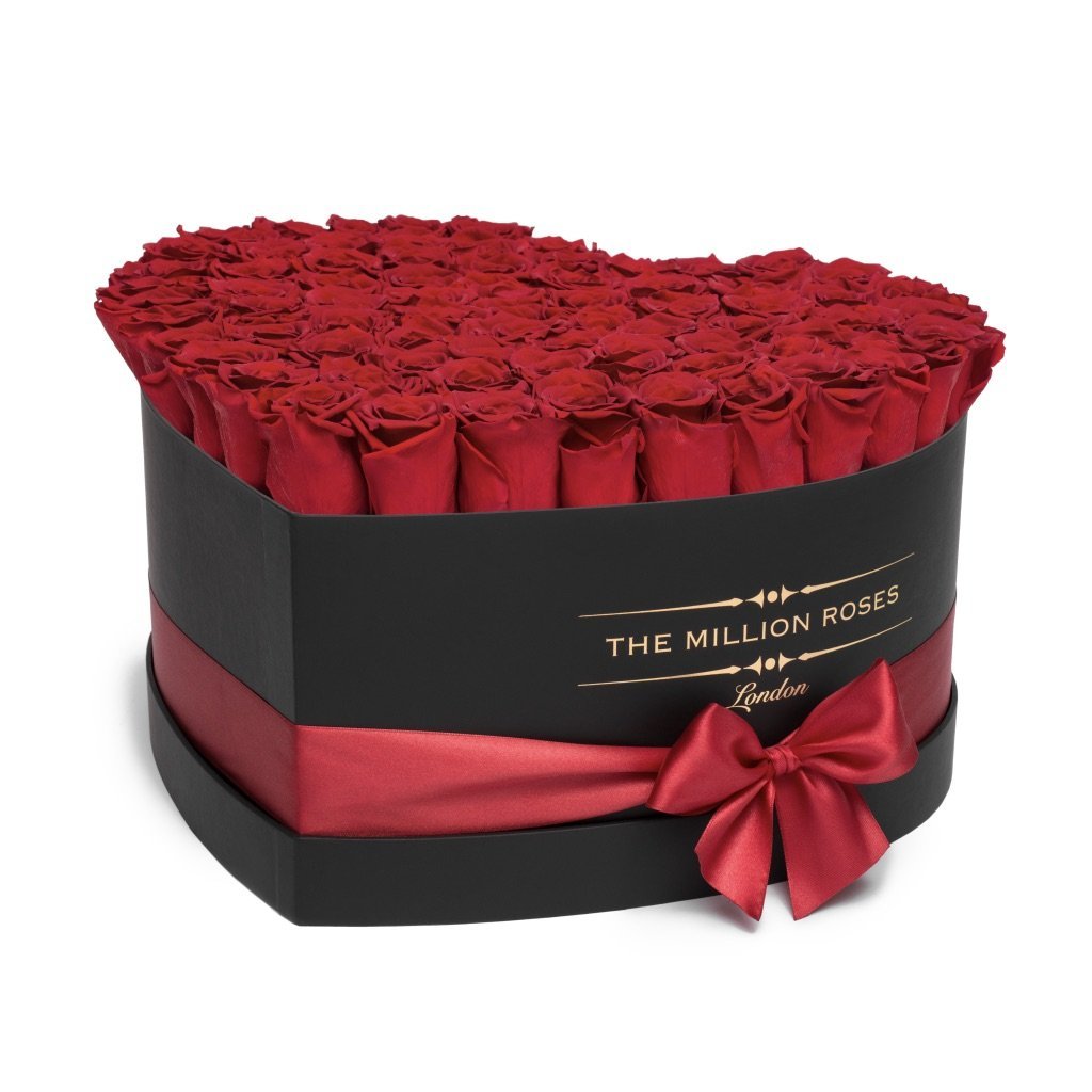 TRANDAFIRI CRIOGENATI ROSII IN CUTIE MARE NEAGRĂ  TIP INIMĂ "THE MILLION LUXURY"