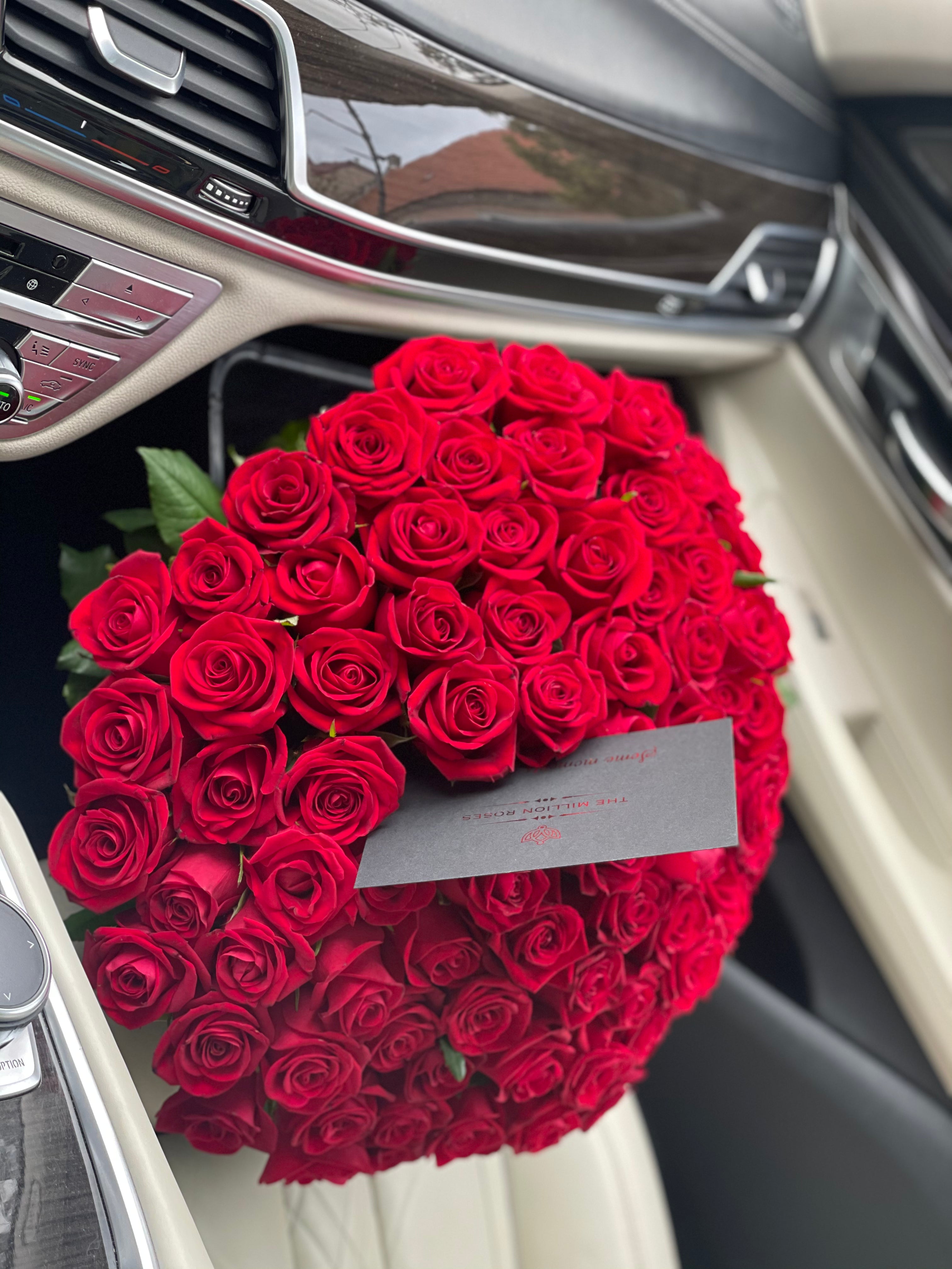 Buchet 101 fire de trandafiri roșii