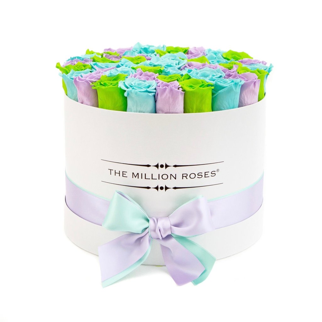 TRANDAFIRI CRIOGENAȚI INTERCALAȚI ÎN CUTIE ALBĂ MEDIE